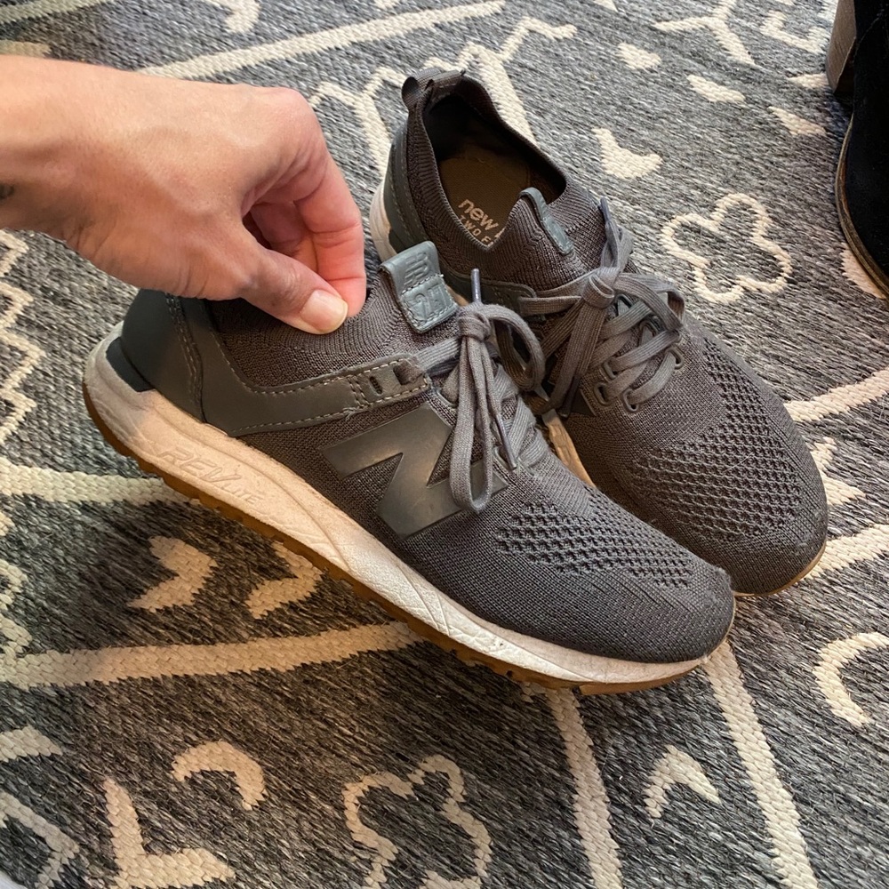 Women’s New Balance 247